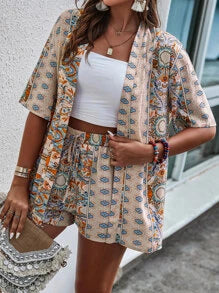 Bold Rush  Random Printed Vintage Style Women Short Sleeve And Shorts Two-Piece Set