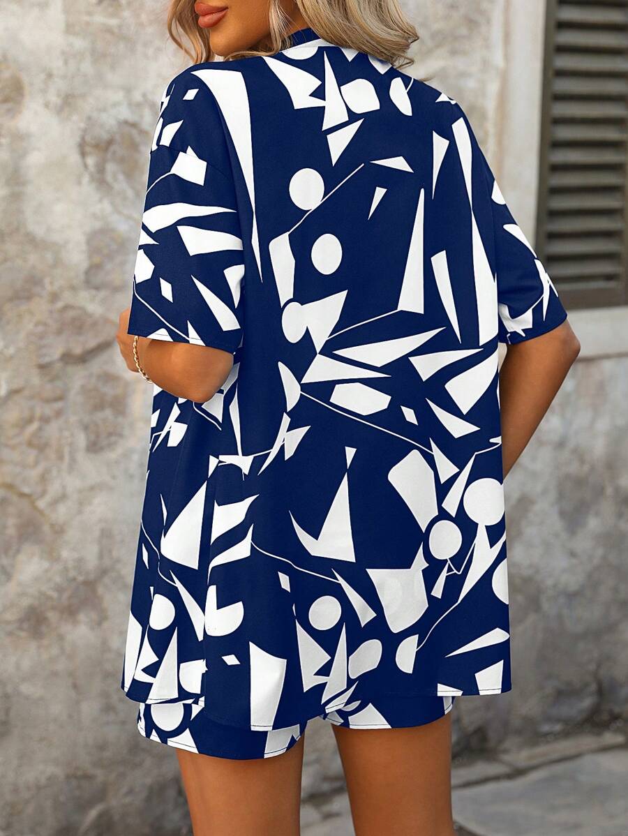 Bold Rush   Women's Random Print Shirt And Shorts Simple Daily Outfit Set