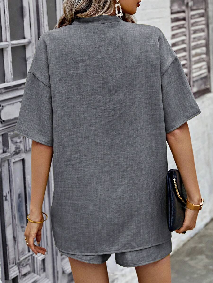 Bold Rush  Random Printed Vintage Style Women Short Sleeve And Shorts Two-Piece Set